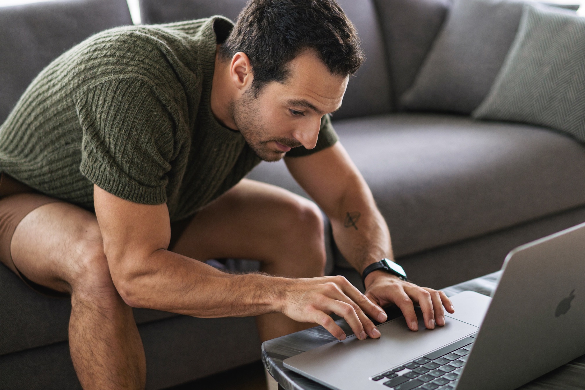 Online TRT Clinics vs. In-Person: Pros, Cons, and How to Choose