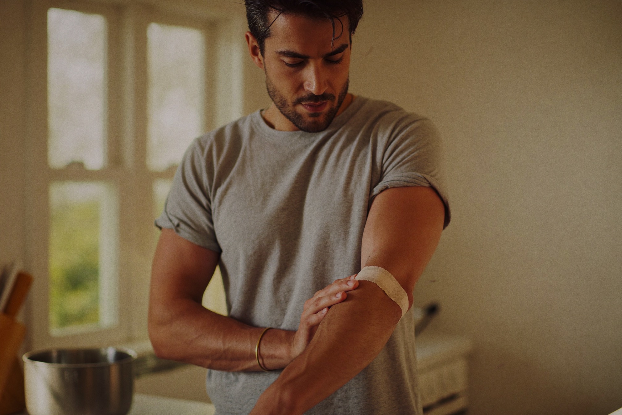 Can You Donate Blood While on TRT? Eligibility Rules and Hematocrit Limits